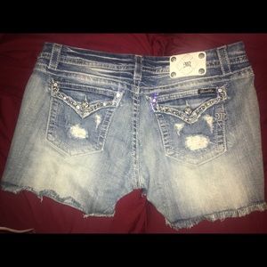 Miss Me Mid-Rise Easy Bling Shorts Size 34